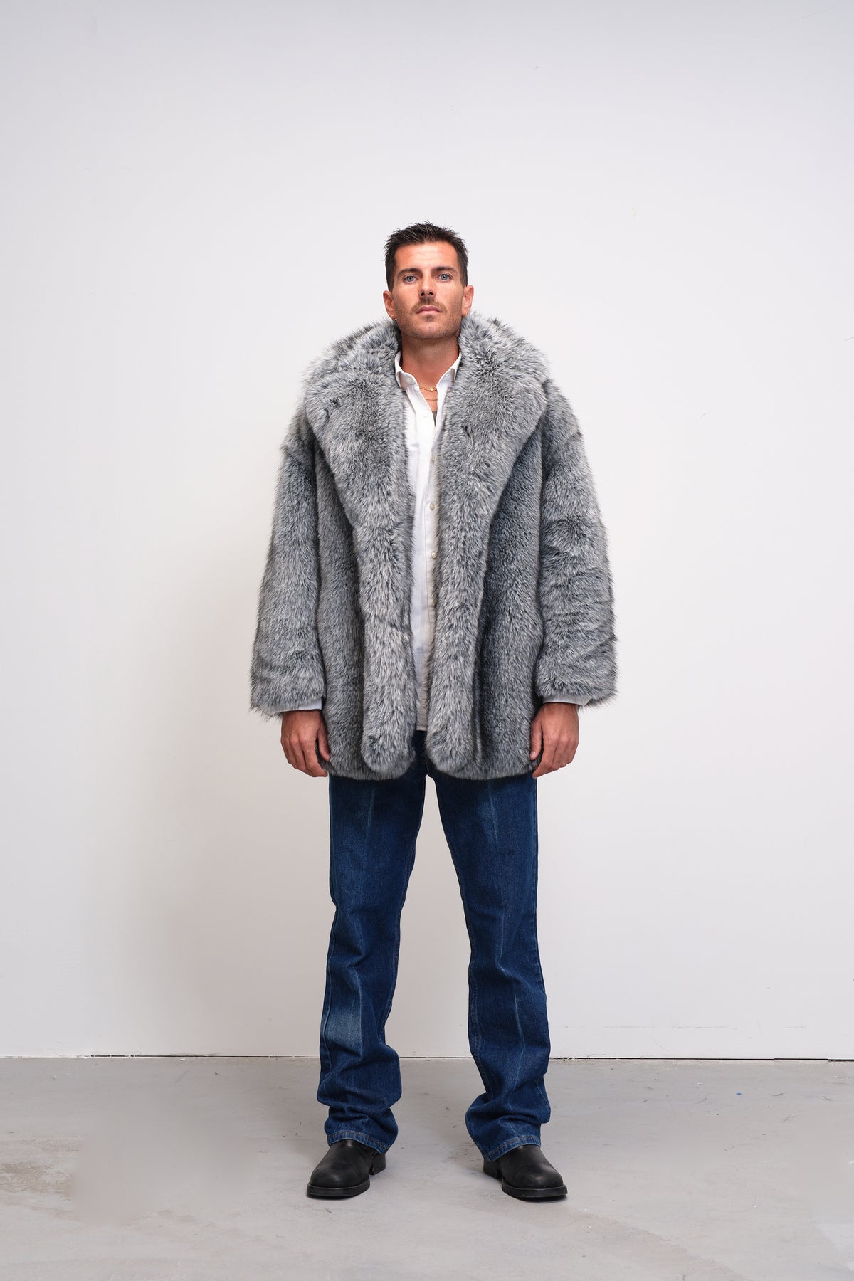 Seven Fox Man - Grey