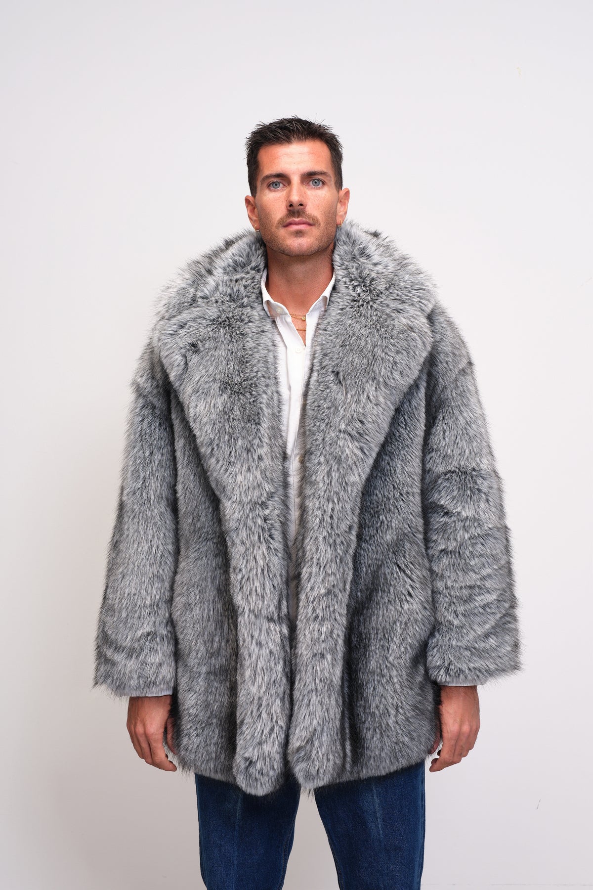 Seven Fox Man - Grey