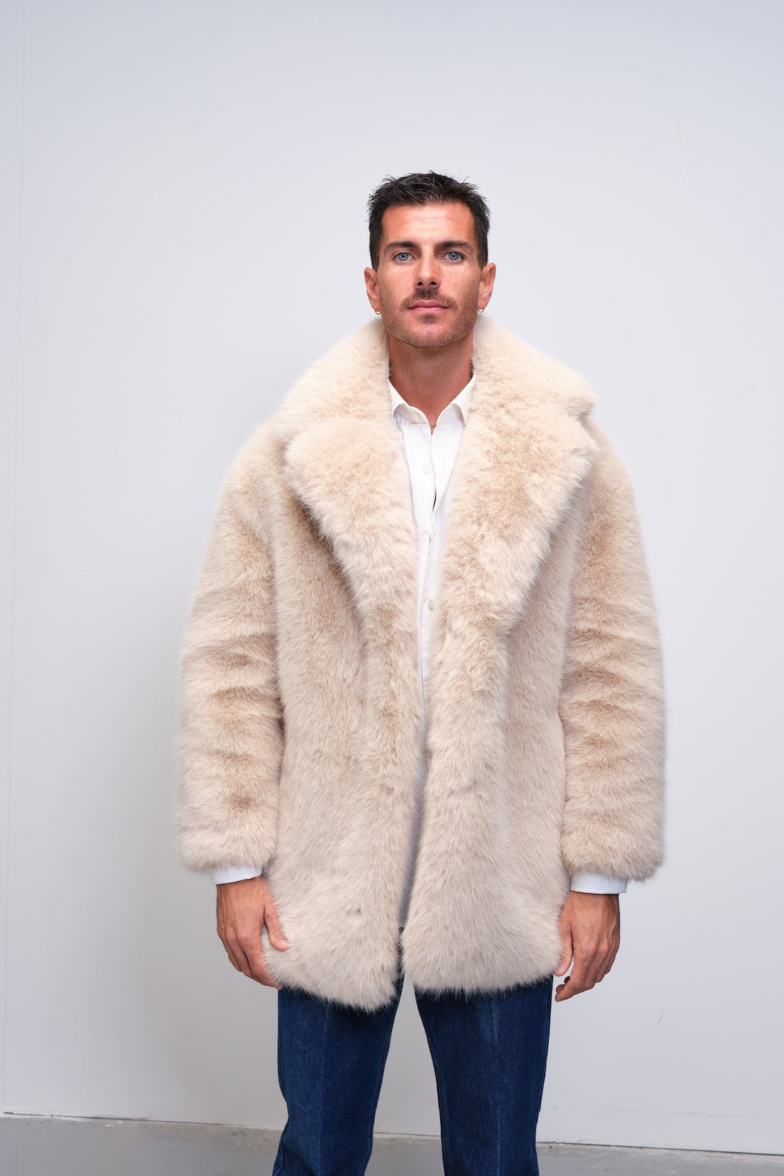 Seven Fox Man - Cream