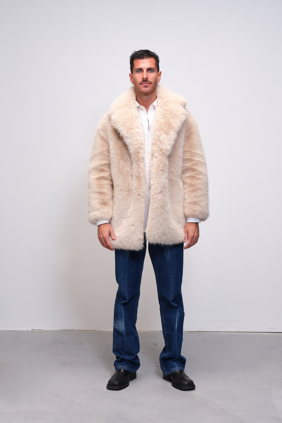 Seven Fox Man - Cream
